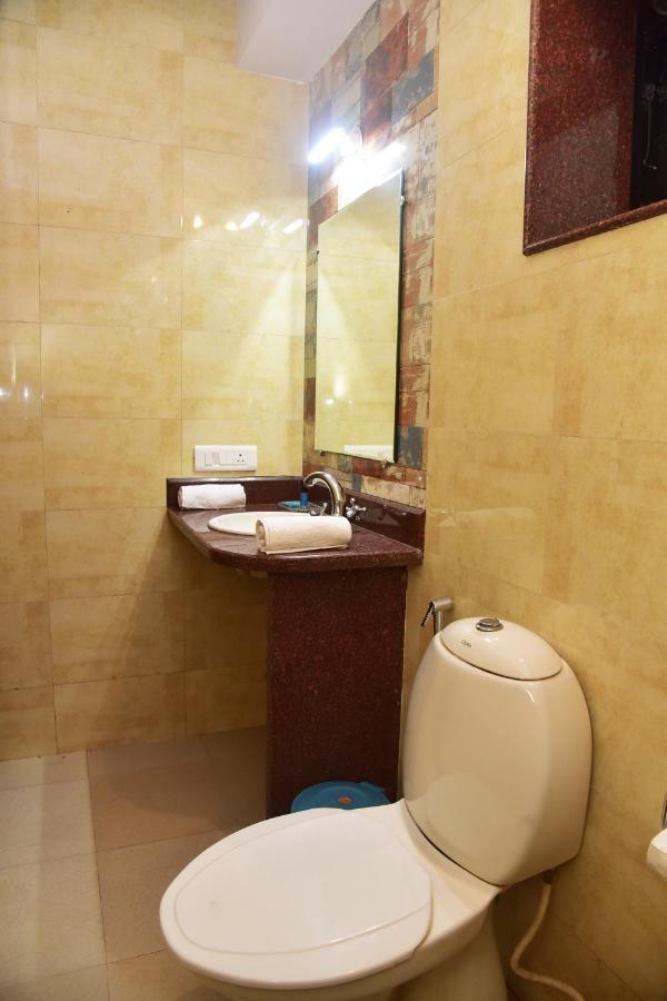 Candolim Grande Resort Buitenkant foto