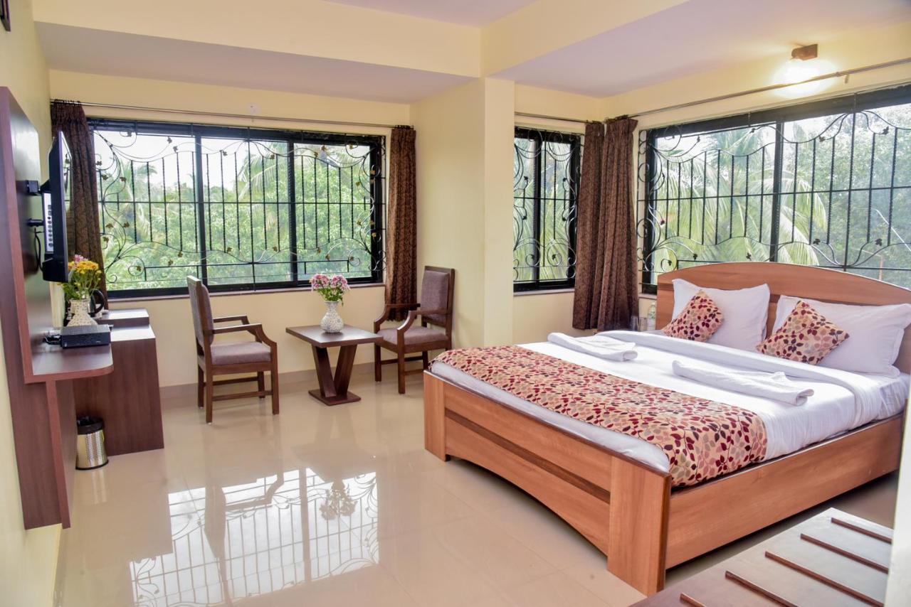 Candolim Grande Resort Buitenkant foto